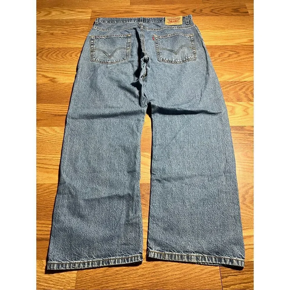 Vintage Levi’s Men’s 569 Loose Straight Jeans 34x30